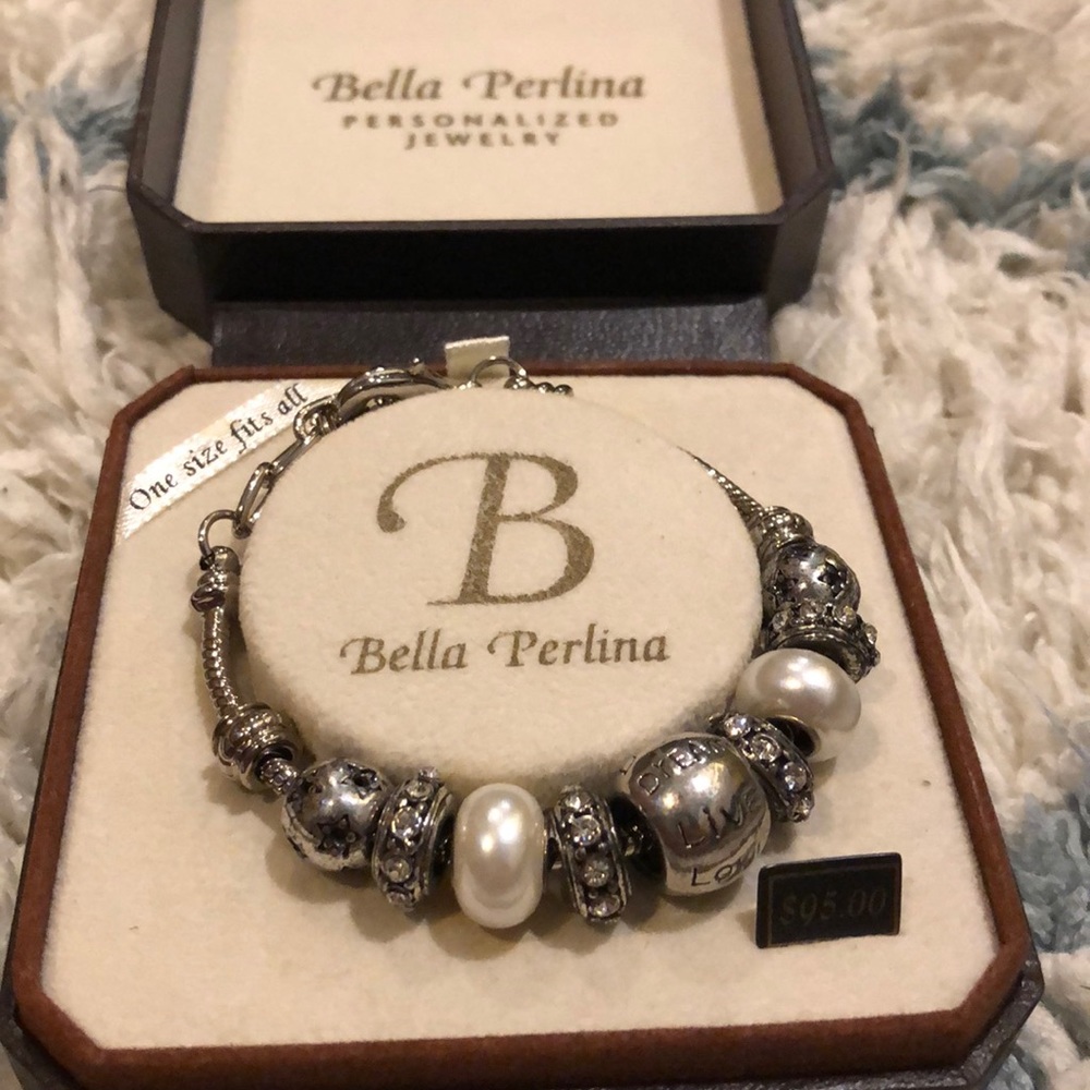 Charm bracelet
